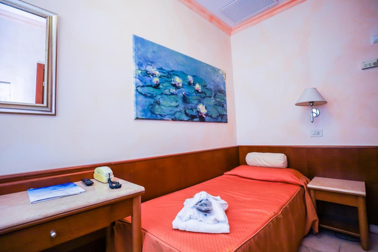 Hotel Rosalba - Valentini Family Village Беллария-Иджеа-Марина Экстерьер фото
