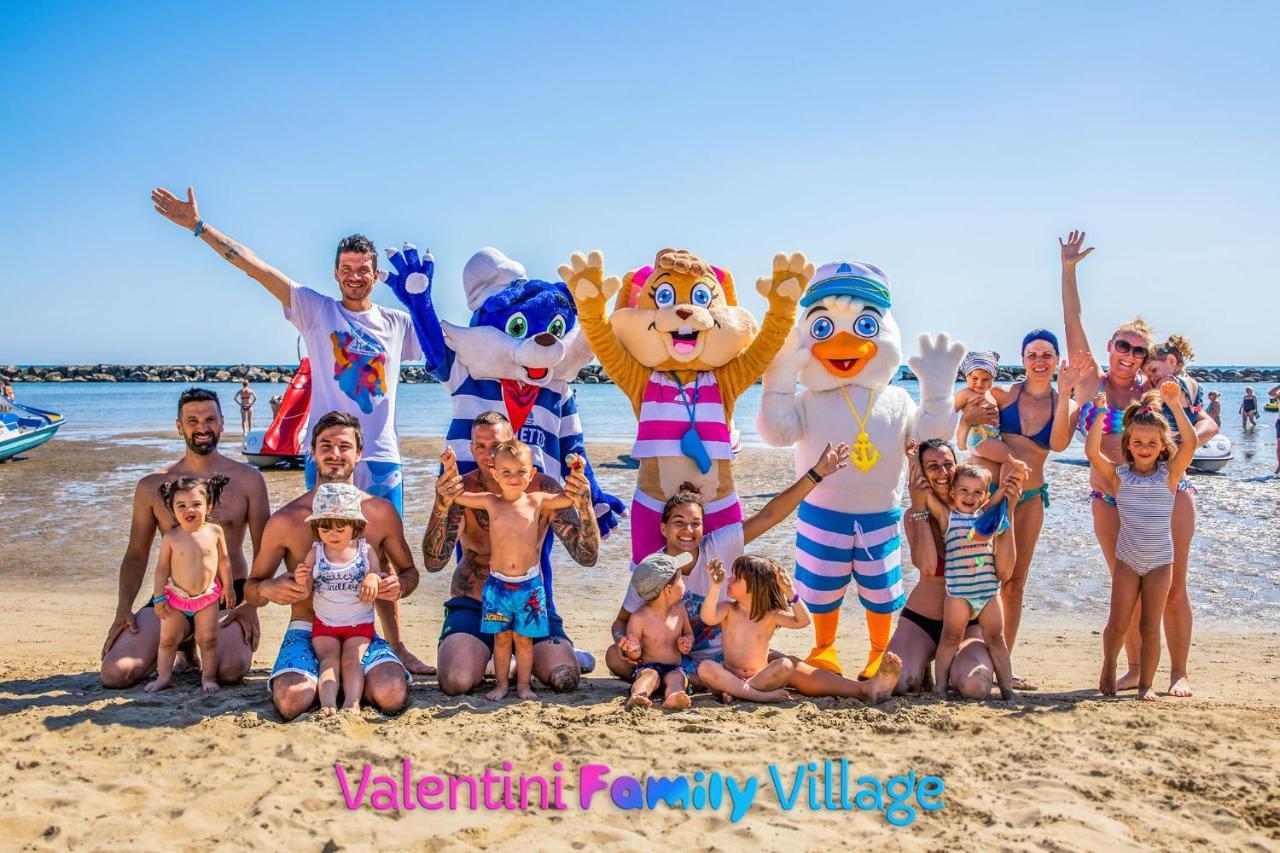 Hotel Rosalba - Valentini Family Village Беллария-Иджеа-Марина Экстерьер фото